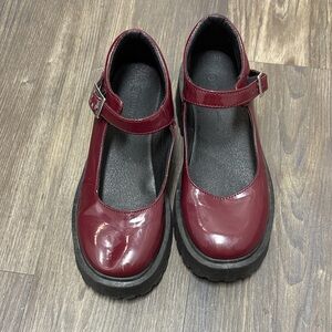 Elegant Burgundy Women's Dress Shoes